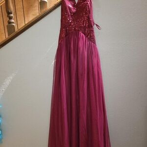 Elegant Burgundy Evening Gown